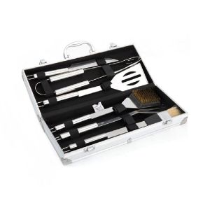 ΣΕΤ ΕΡΓΑΛΕΙΩΝ ΜΠΑΡΜΠΕΚΙΟΥ - SK226 - 270706