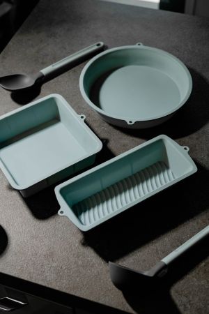 ΦΟΡΜΑ ΚΕΙΚ ΣΙΛΙΚΟΝΗΣ ΜΑΚΡΟΣΤΕΝΗ 32,5X13X5,7CM